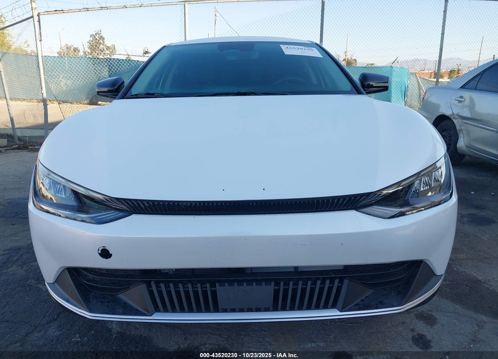 2024 KIA EV6 LIGHT VIN: KNDC34LB9R5619866