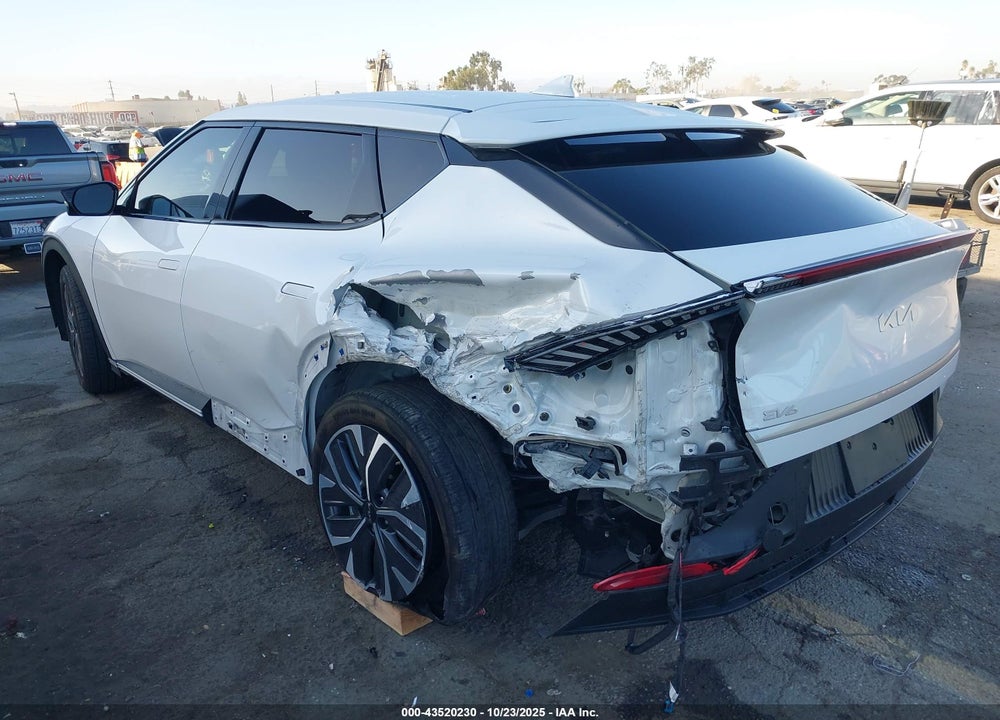 2024 KIA EV6 LIGHT VIN: KNDC34LB9R5619866