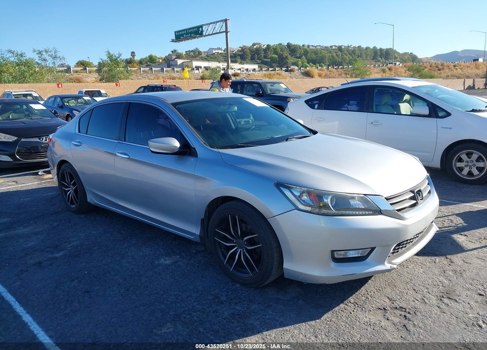 2013 HONDA ACCORD LX VIN: 1HGCR2F35DA227234