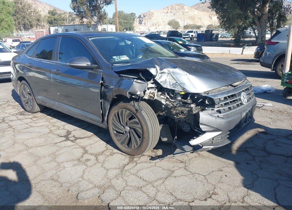 2019 VOLKSWAGEN JETTA 1.4T SEL PREMIUM VIN: 3VWG57BU5KM166049