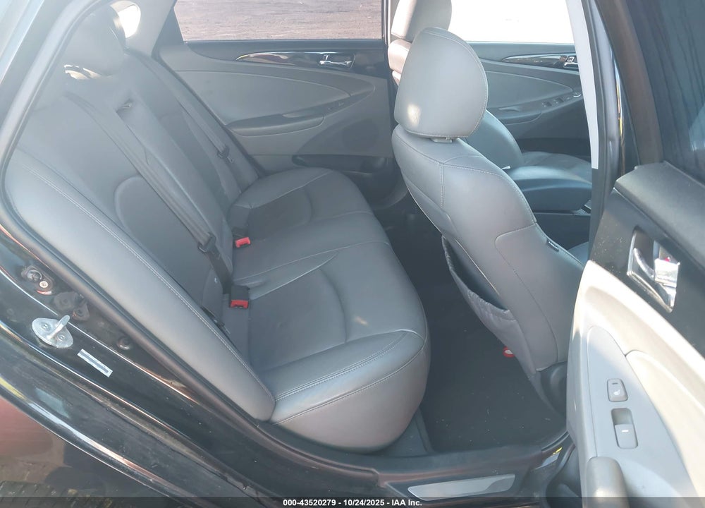 2011 HYUNDAI SONATA LIMITED VIN: 5NPEC4ACXBH124764