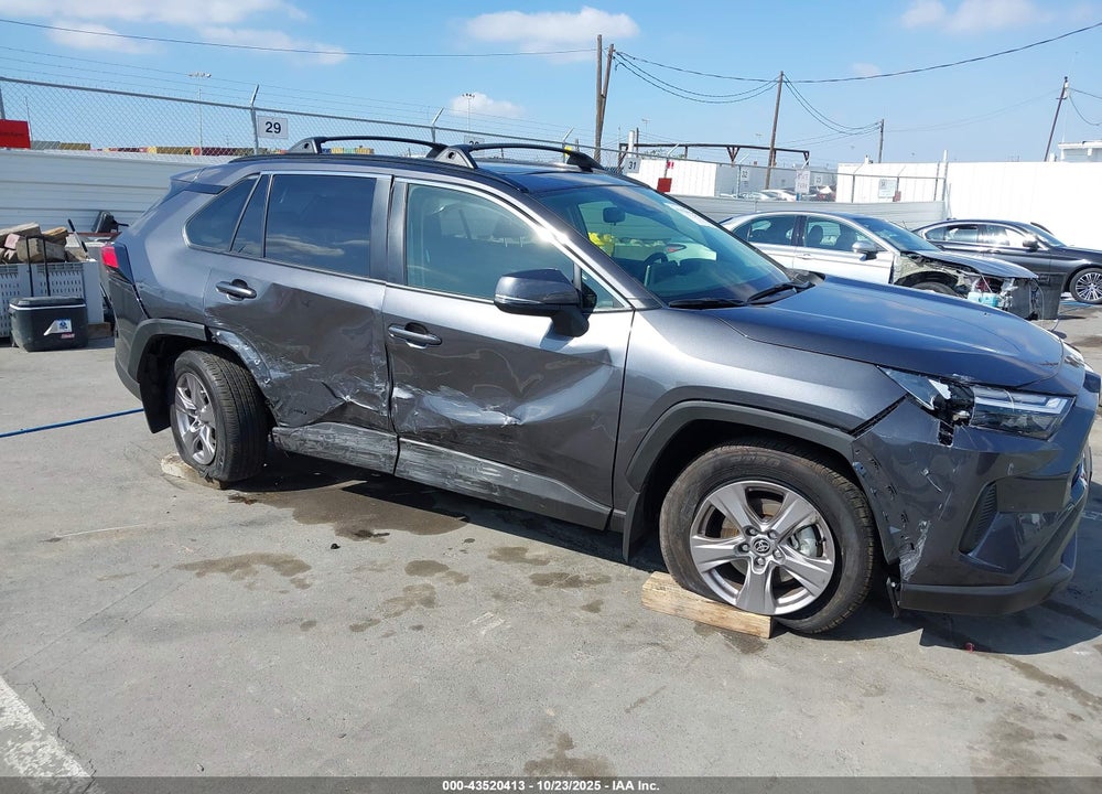 2025 TOYOTA RAV4 XLE/WOODLAND EDITION VIN: JTMRWRFV1SJ065028