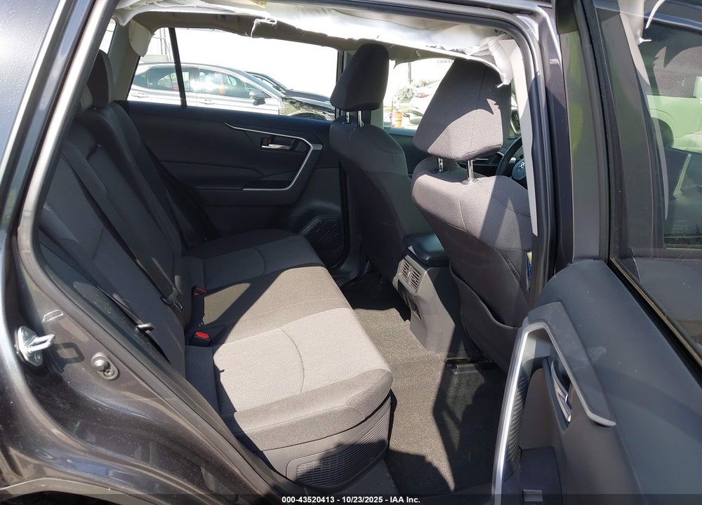 2025 TOYOTA RAV4 XLE/WOODLAND EDITION VIN: JTMRWRFV1SJ065028