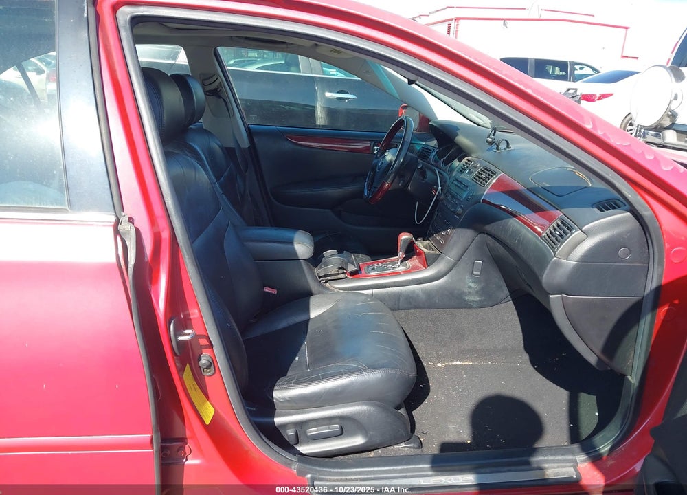 2003 LEXUS ES 300 VIN: JTHBF30G536008519