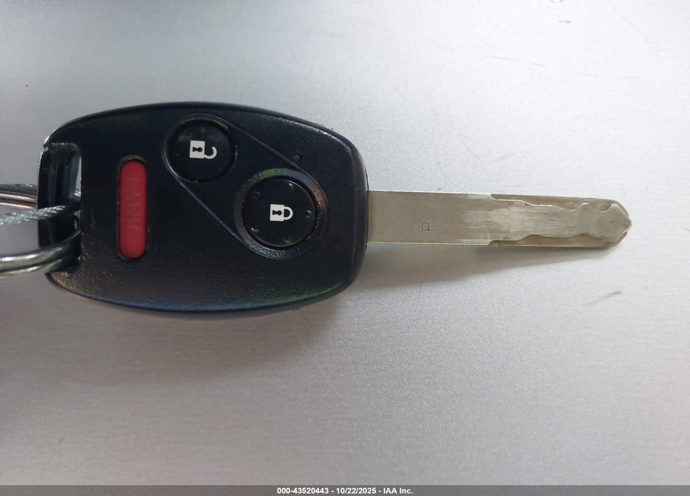 2013 HONDA FIT SPORT VIN: JHMGE8H58DC063168