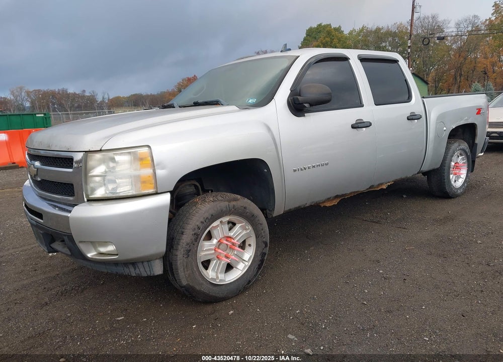 2010 CHEVROLET SILVERADO 1500 LT VIN: 3GCRKSE37AG114302