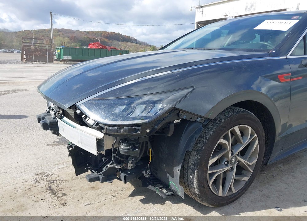 2022 HYUNDAI SONATA VIN: KMHL64JA5NA174167
