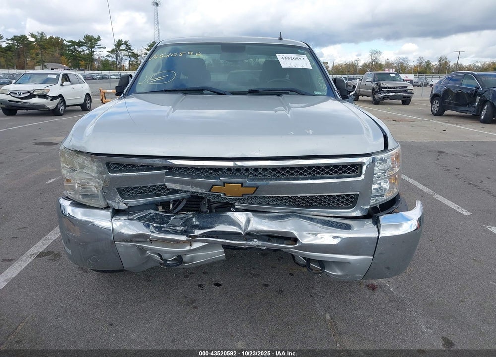 2013 CHEVROLET SILVERADO 1500 LT VIN: 1GCRKSE77DZ172384