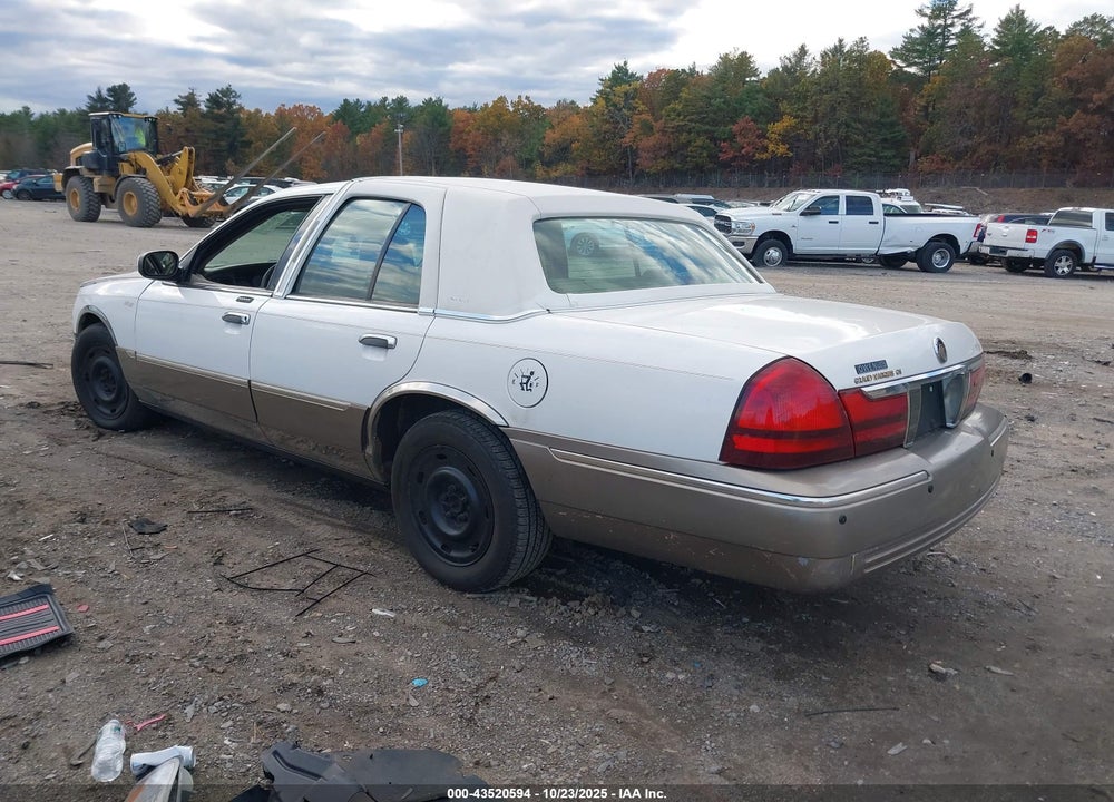 2003 MERCURY GRAND MARQUIS GS VIN: 2MEFM74W23X644125