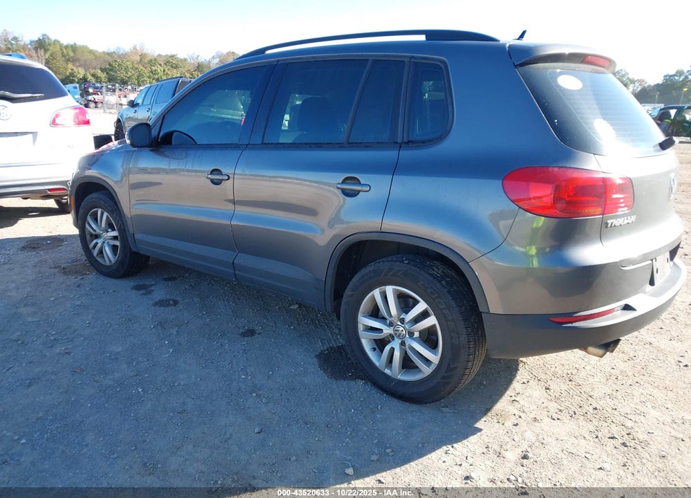 2016 VOLKSWAGEN TIGUAN S VIN: WVGBV7AX4GW028594