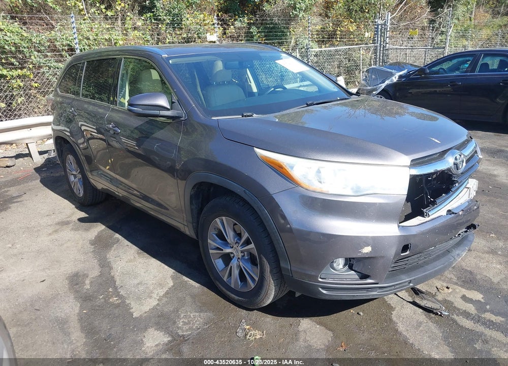 2015 TOYOTA HIGHLANDER XLE V6 VIN: 5TDKKRFH5FS059085