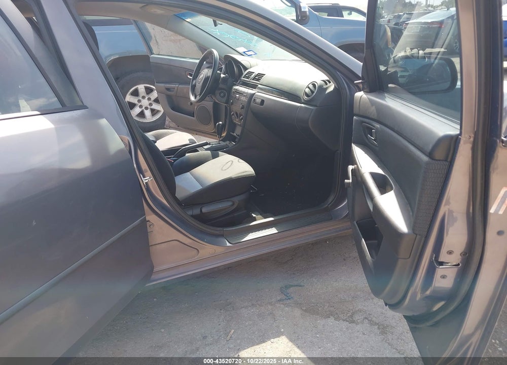 2008 MAZDA 3 VIN: JM1BK12F881155914