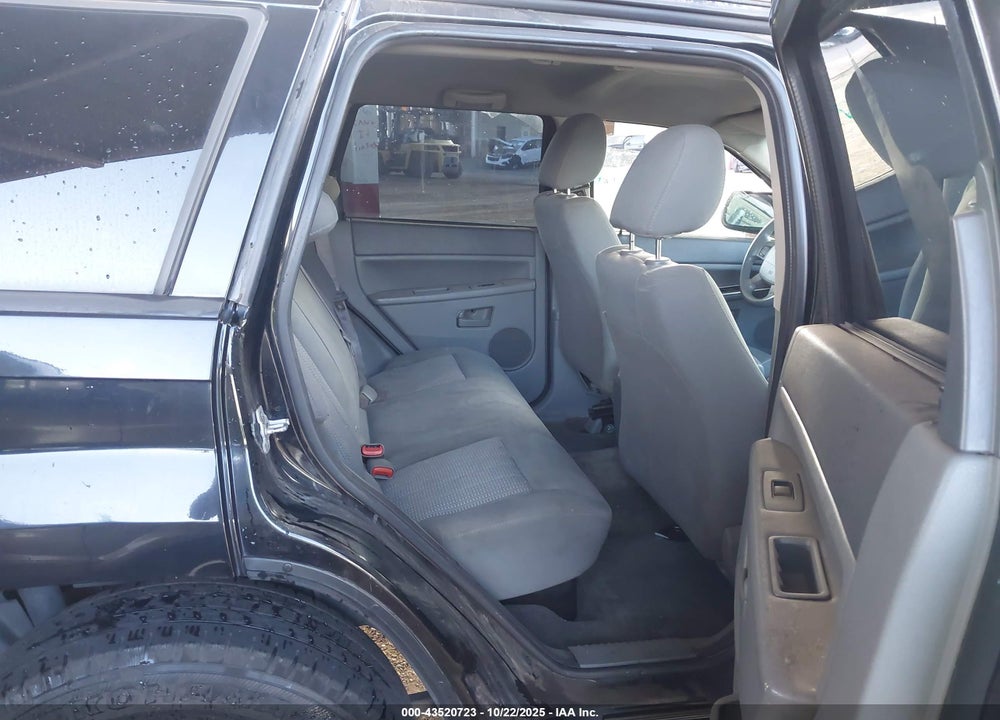2007 JEEP GRAND CHEROKEE LAREDO VIN: 1J8GR48K57C688113