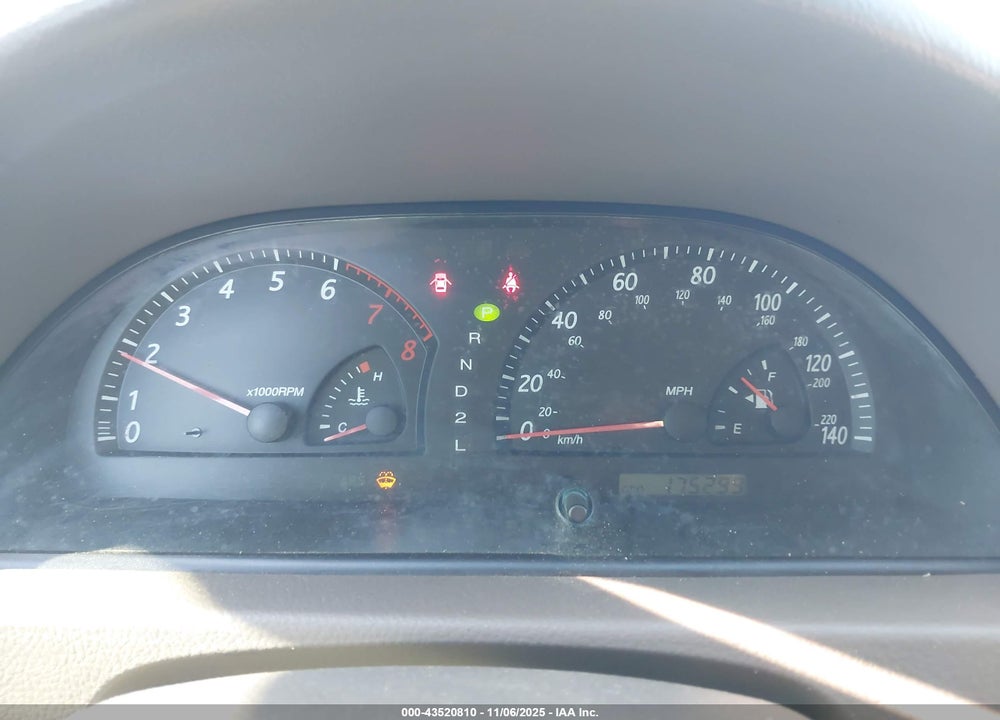 2002 TOYOTA CAMRY XLE VIN: 4T1BE32K22U097087
