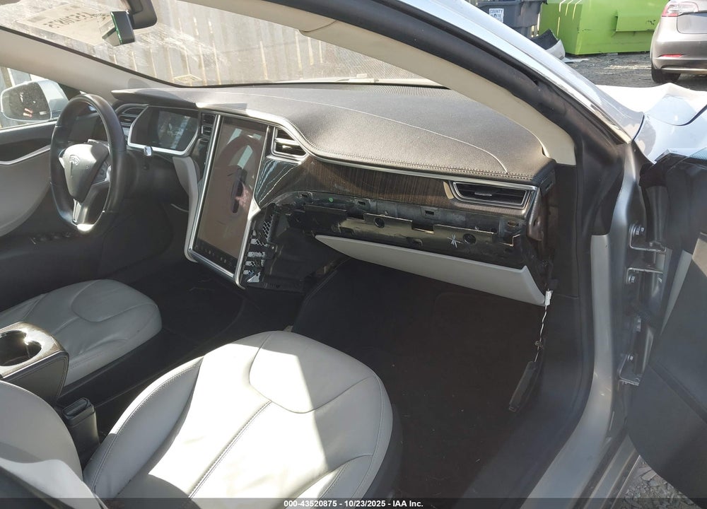 2013 TESLA MODEL S VIN: 5YJSA1CN8DFP16039