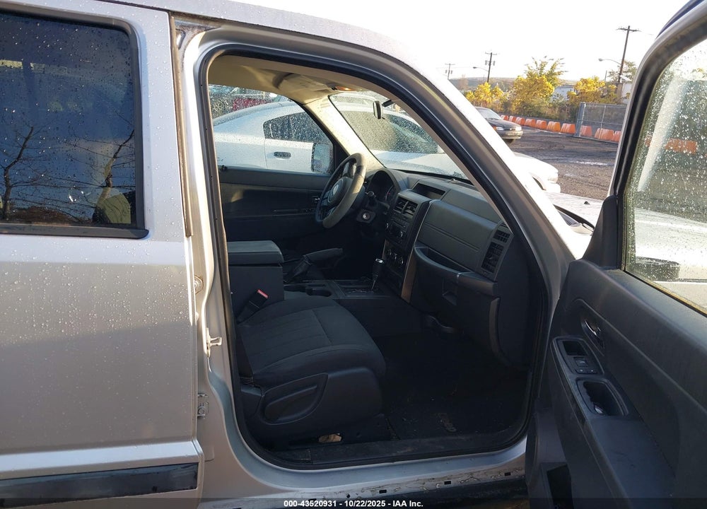 2011 JEEP LIBERTY VIN: 1J4PN2GKXBW516850