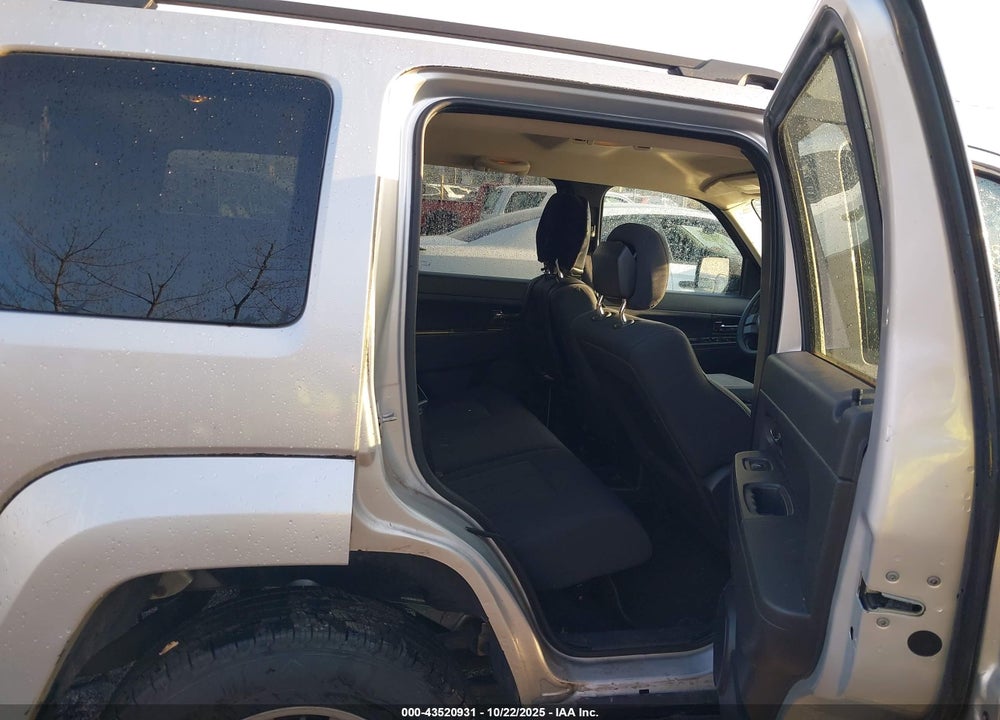 2011 JEEP LIBERTY VIN: 1J4PN2GKXBW516850