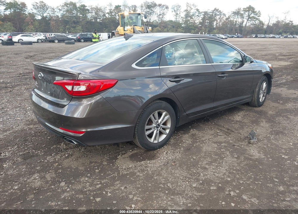 2016 HYUNDAI SONATA VIN: 5NPE24AF0GH318949