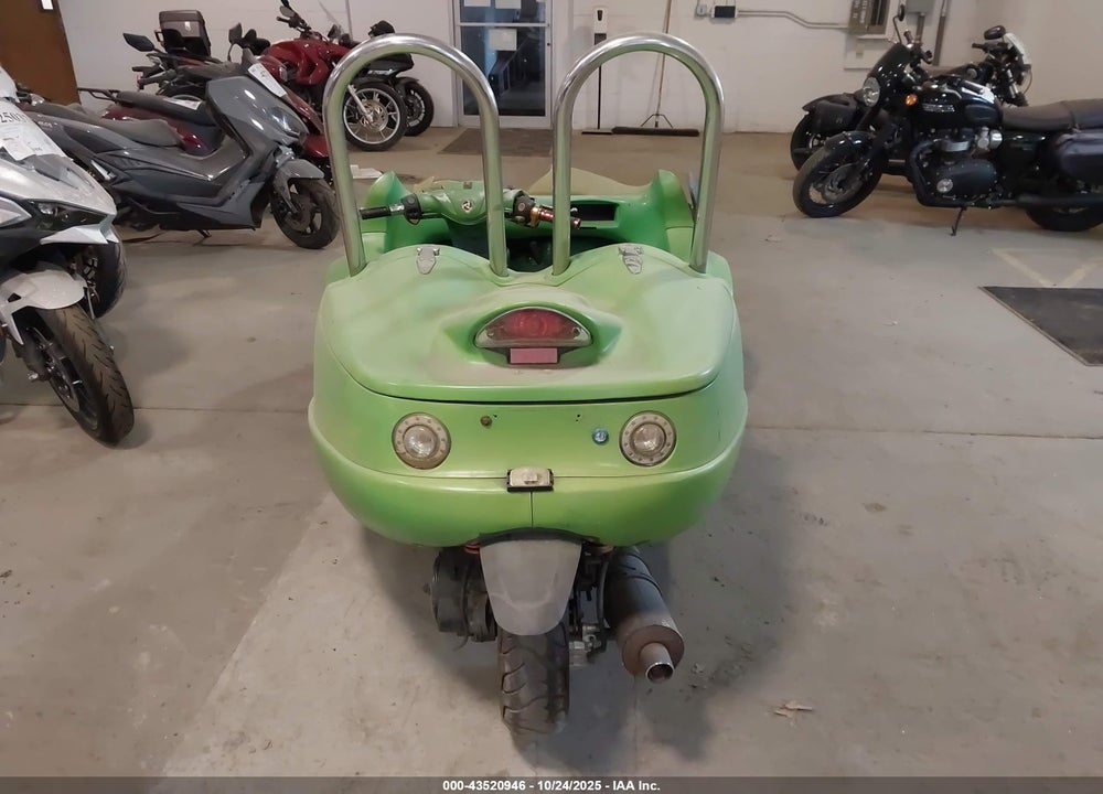 2009 ADVENTURE LB150T-12 VIN: 1P9D0M20291518353
