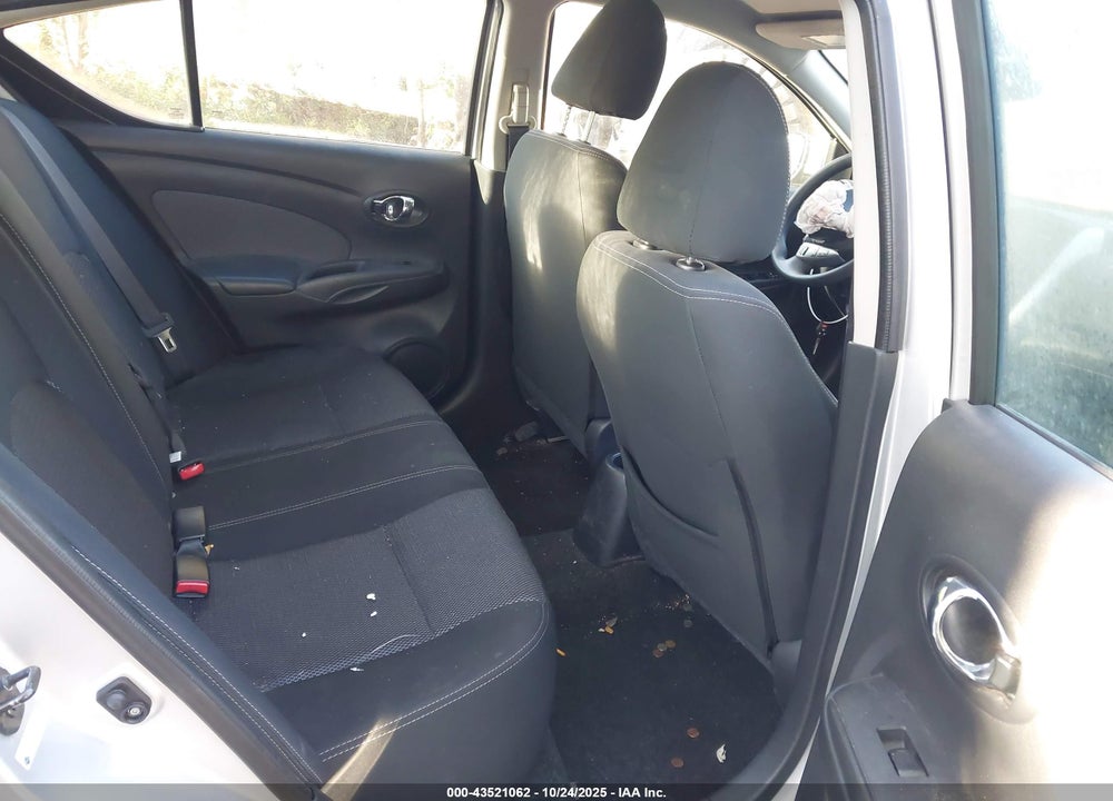 2016 NISSAN VERSA 1.6 SV VIN: 3N1CN7AP0GL911397
