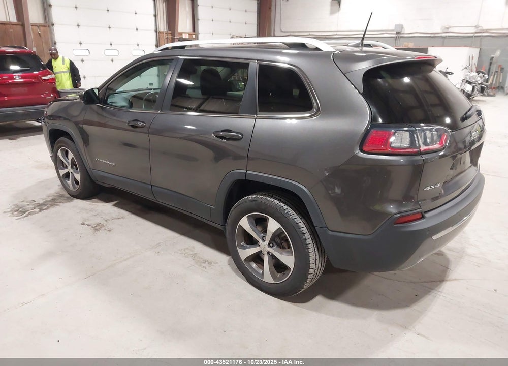 2019 JEEP CHEROKEE VIN: 1C4PJMDN2KD438362