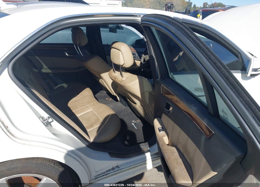 2011 MERCEDES-BENZ E 350 VIN: WDDHF5GB9BA330776