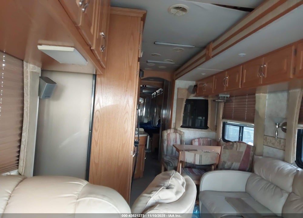 2004 FREIGHTLINER CHASSIS X LINE MOTOR HOME VIN: 4UZAAHDC54CN33255