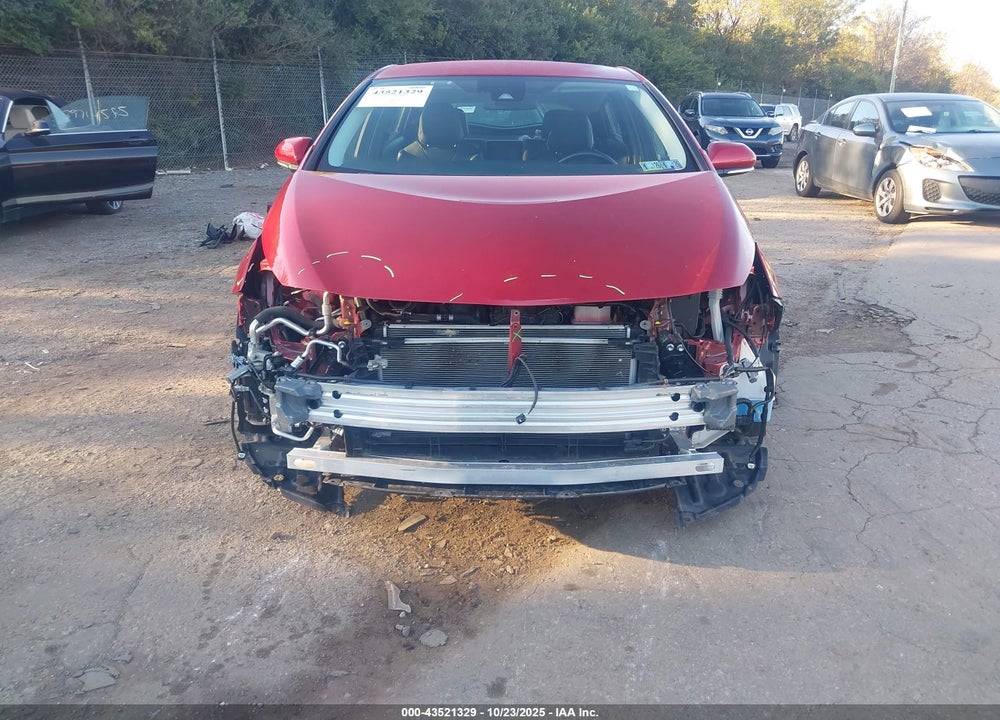 2018 TOYOTA PRIUS PRIME PREMIUM VIN: JTDKARFP5J3083648