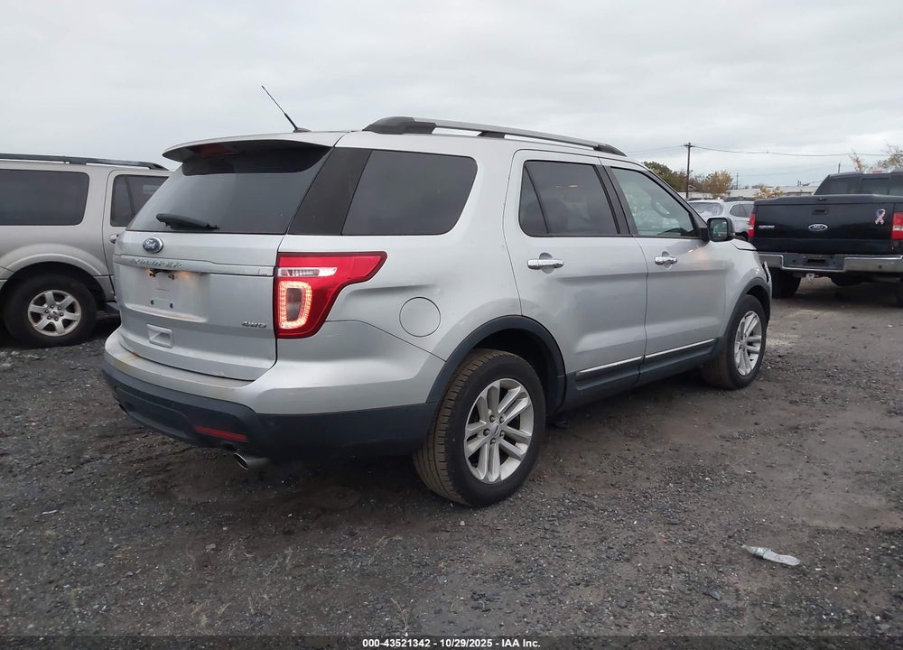 2012 FORD EXPLORER XLT VIN: 1FMHK8D86CGA11085