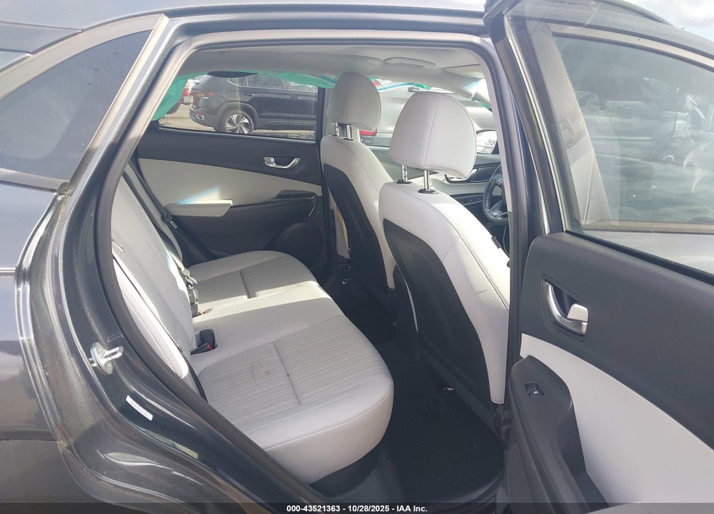 2022 HYUNDAI KONA SEL VIN: KM8K3CABXNU777895
