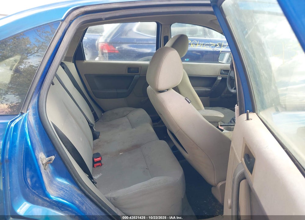 2010 FORD FOCUS VIN: 1FAHP3EN1AW140499