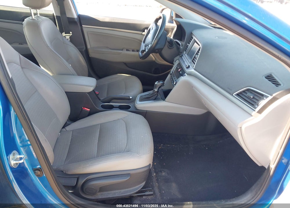 2017 HYUNDAI ELANTRA LIMITED VIN: 5NPD84LF6HH011438