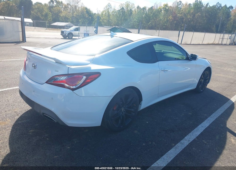 2015 HYUNDAI GENESIS 3.8 ULTIMATE VIN: KMHHU6KJ0FU122371