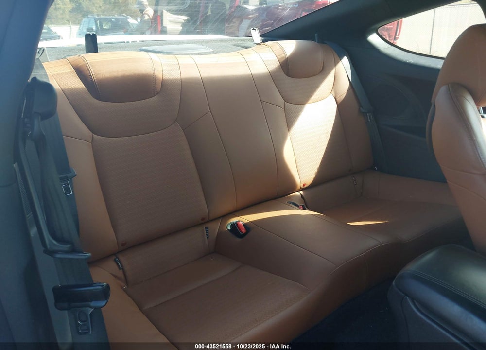 2015 HYUNDAI GENESIS 3.8 ULTIMATE VIN: KMHHU6KJ0FU122371