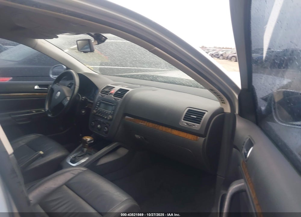 2005 VOLKSWAGEN JETTA 2.5 VIN: 3VWDF71K75M606826
