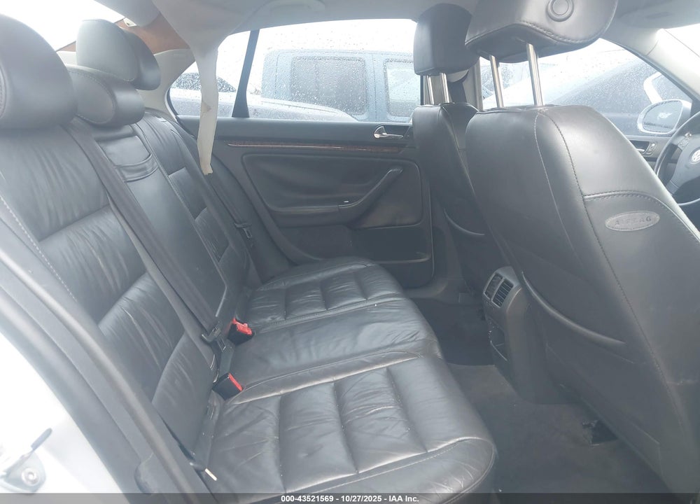 2005 VOLKSWAGEN JETTA 2.5 VIN: 3VWDF71K75M606826
