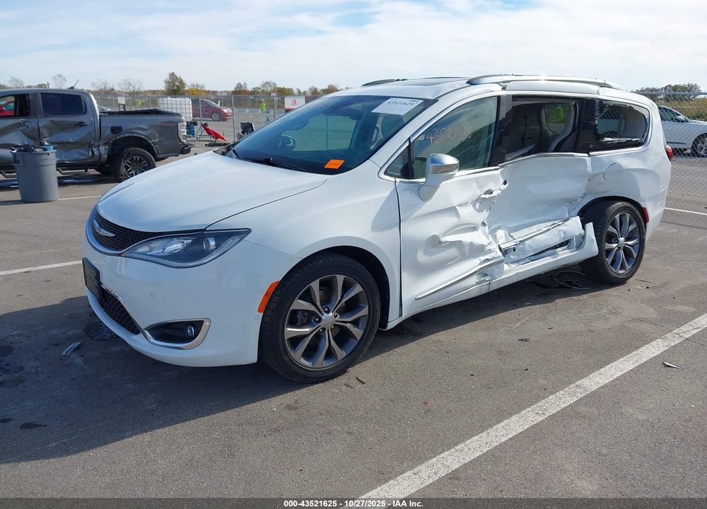 2018 CHRYSLER PACIFICA LIMITED VIN: 2C4RC1GG5JR117703