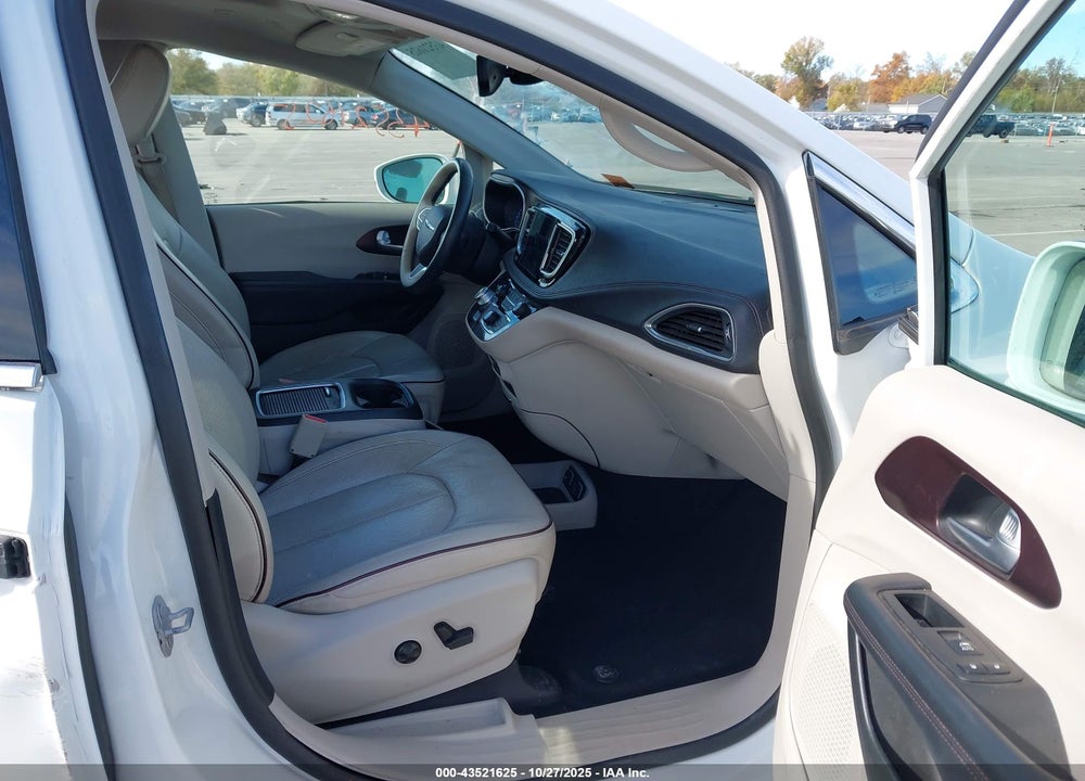 2018 CHRYSLER PACIFICA LIMITED VIN: 2C4RC1GG5JR117703