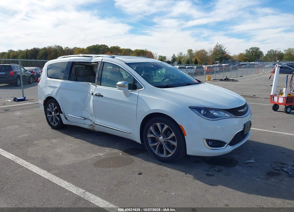 2018 CHRYSLER PACIFICA LIMITED VIN: 2C4RC1GG5JR117703
