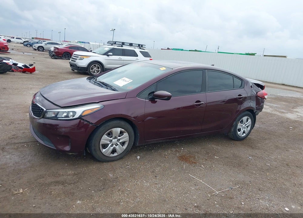 2018 KIA FORTE LX VIN: 3KPFK4A7XJE224070