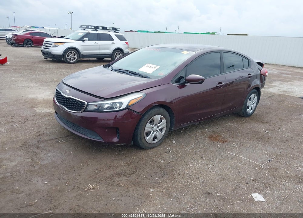 2018 KIA FORTE LX VIN: 3KPFK4A7XJE224070
