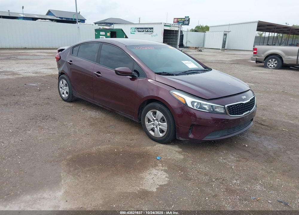 2018 KIA FORTE LX VIN: 3KPFK4A7XJE224070