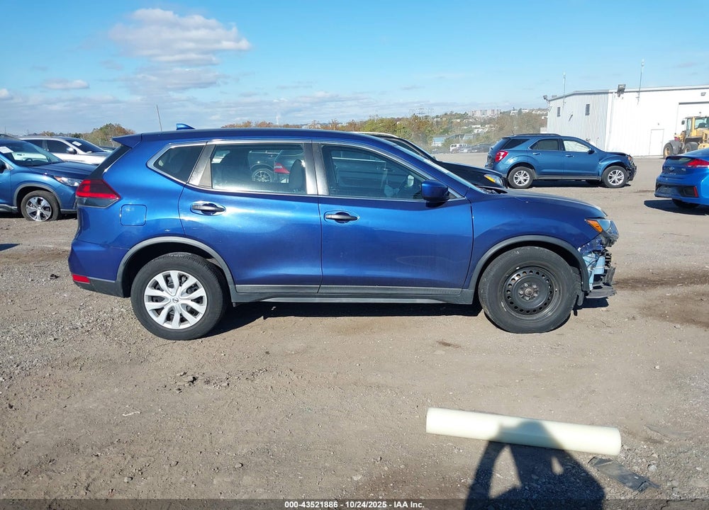2018 NISSAN ROGUE S VIN: KNMAT2MV2JP518469