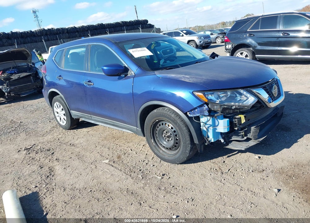 2018 NISSAN ROGUE S VIN: KNMAT2MV2JP518469