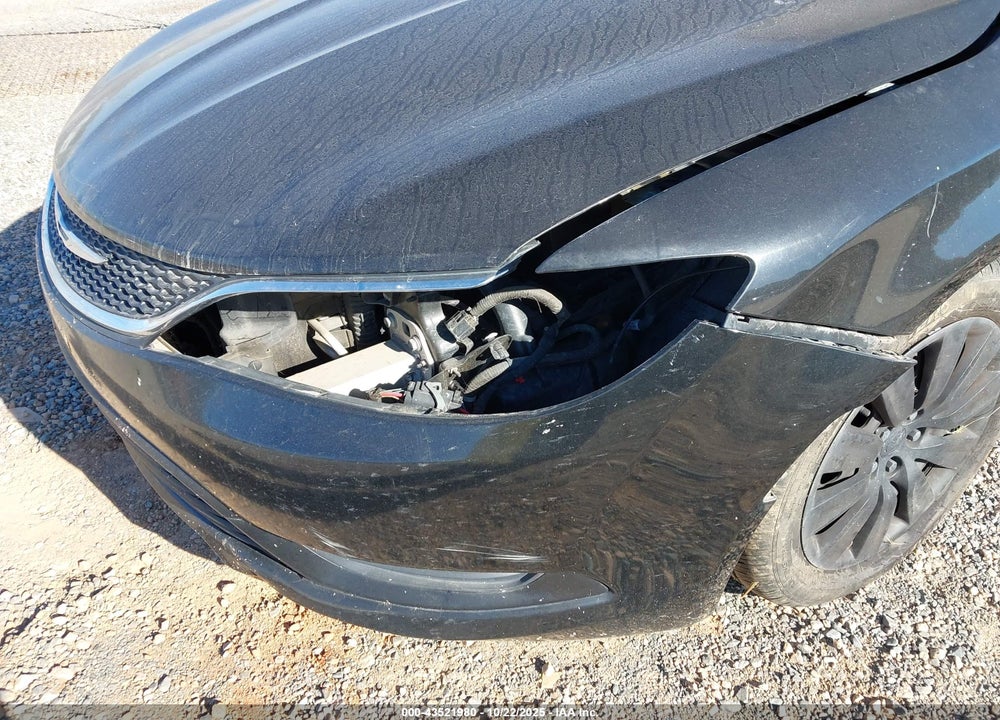 2015 CHRYSLER 200 VIN: 1C3CCCFB8FN622666