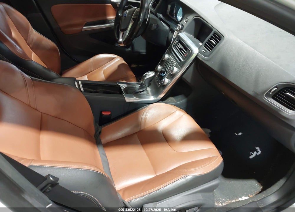 2016 VOLVO S60 T5 DRIVE-E PREMIER VIN: YV126MFKXG2410403