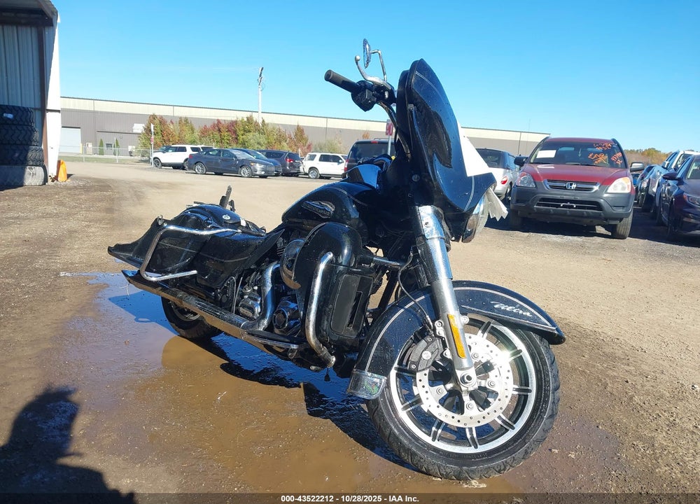2016 HARLEY-DAVIDSON FLHTCU ULTRA CLASSIC ELECTRA GLD VIN: 1HD1FCM13GB669867
