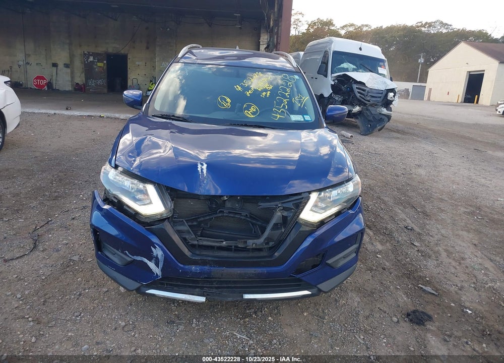 2017 NISSAN ROGUE SPORT VIN: JN8AT2MV4HW015286