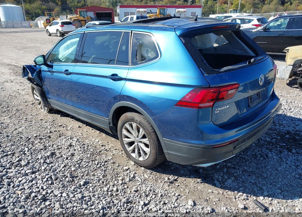 2019 VOLKSWAGEN TIGUAN 2.0T SE/2.0T SEL/2.0T SEL R-LINE/2.0T SEL R-LINE BLACK VIN: 3VV2B7AX0KM038840