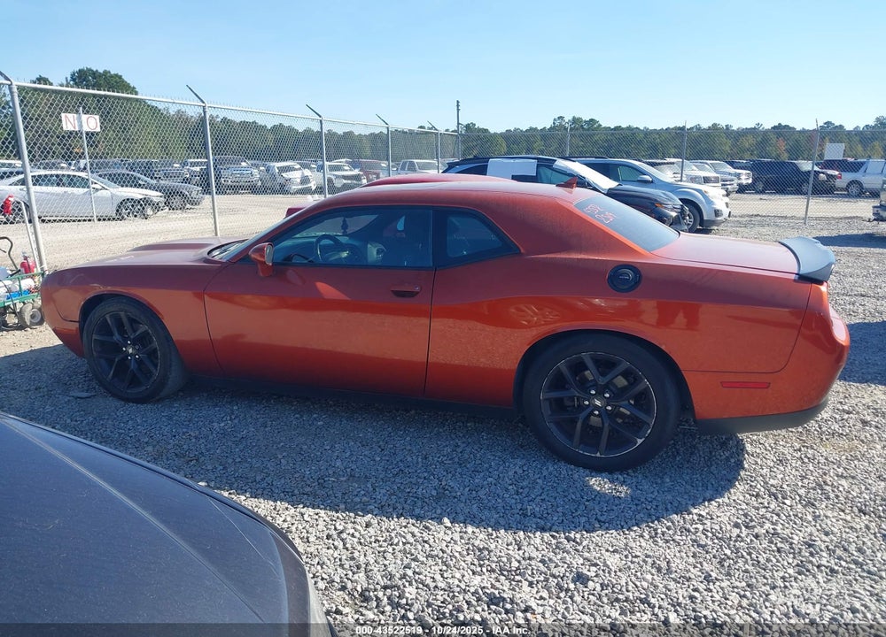 2020 DODGE CHALLENGER GT VIN: 2C3CDZJG7LH181829